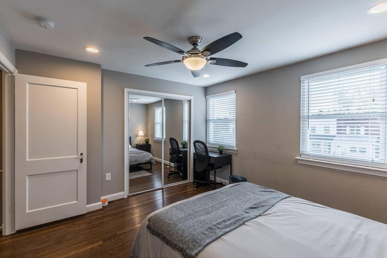 Beautiful 3Br 2Ba House With Cozy Backyard By Cozysuites Alexandria Zewnętrze zdjęcie