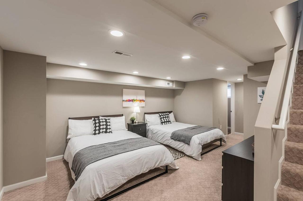 Beautiful 3Br 2Ba House With Cozy Backyard By Cozysuites Alexandria Zewnętrze zdjęcie