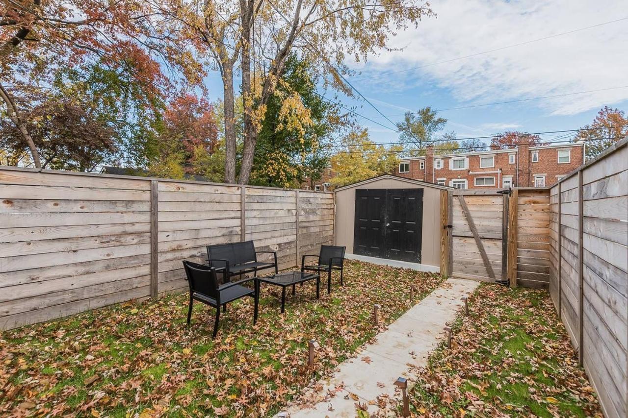 Beautiful 3Br 2Ba House With Cozy Backyard By Cozysuites Alexandria Zewnętrze zdjęcie